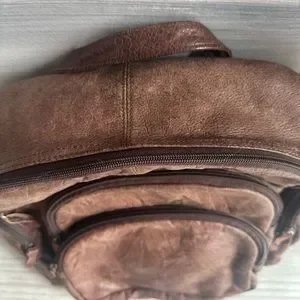 Wilsons Leather | Bags | Distressed Wilsons Leather Brown  display picture 1